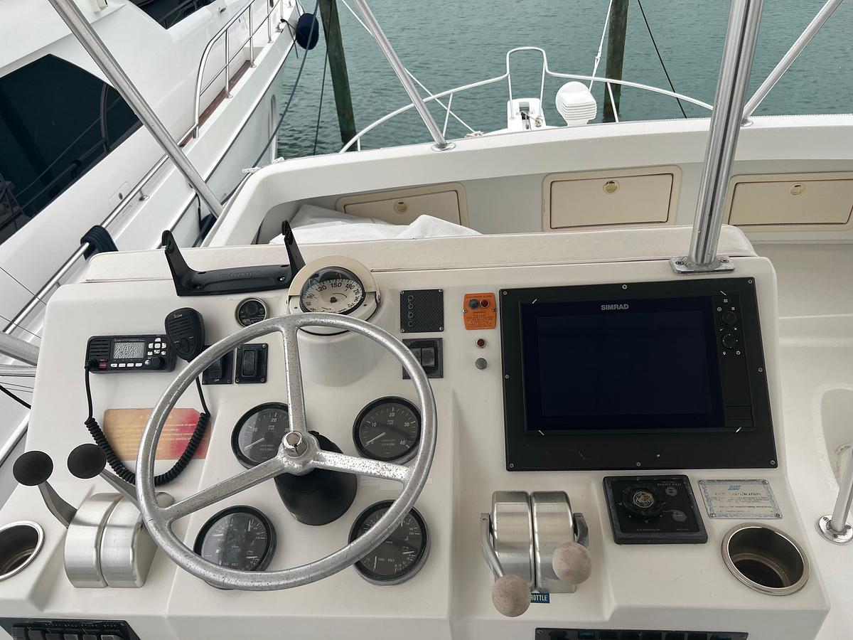 Used 2001 Luhrs 34 Convertible | 34ft