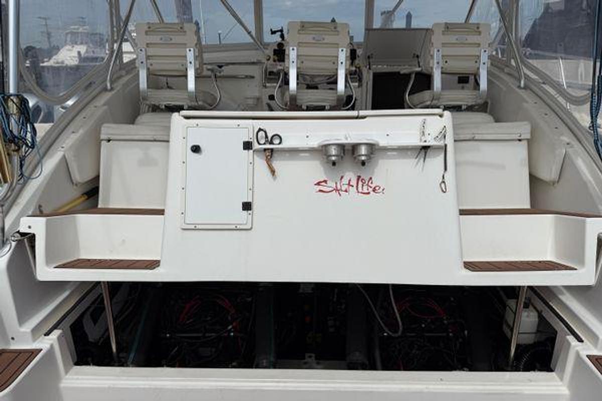 Used 2001 30' Pursuit 3000 Offshore | 30ft