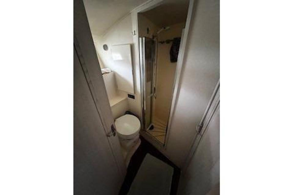 Used 1990 Hatteras 40 Motor Yacht | 40ft