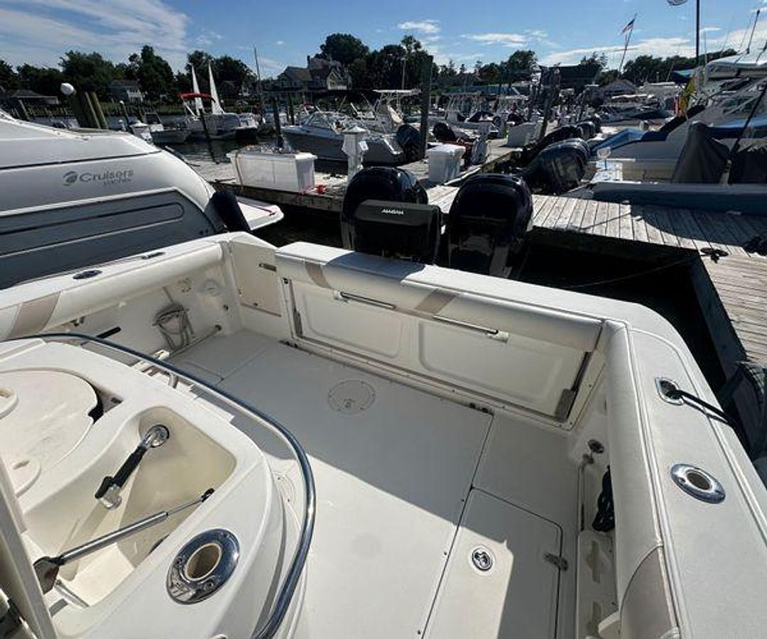 Used 2005 Boston Whaler 320 Outrage | 32ft