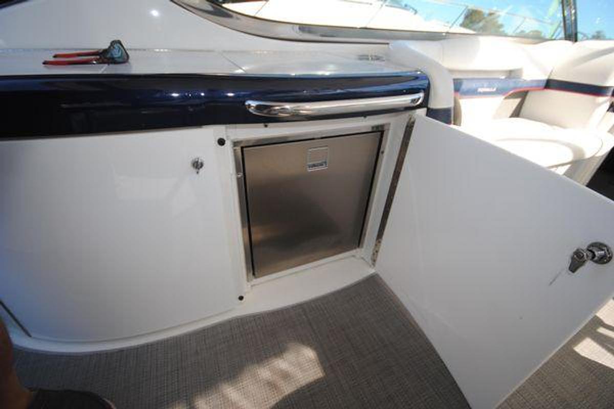 Used 2017 Formula 370 Super Sport } 37ft