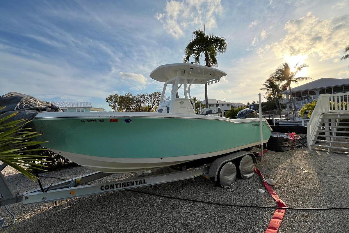 Used 2017 Tidewater 230cc Adventure | 23'