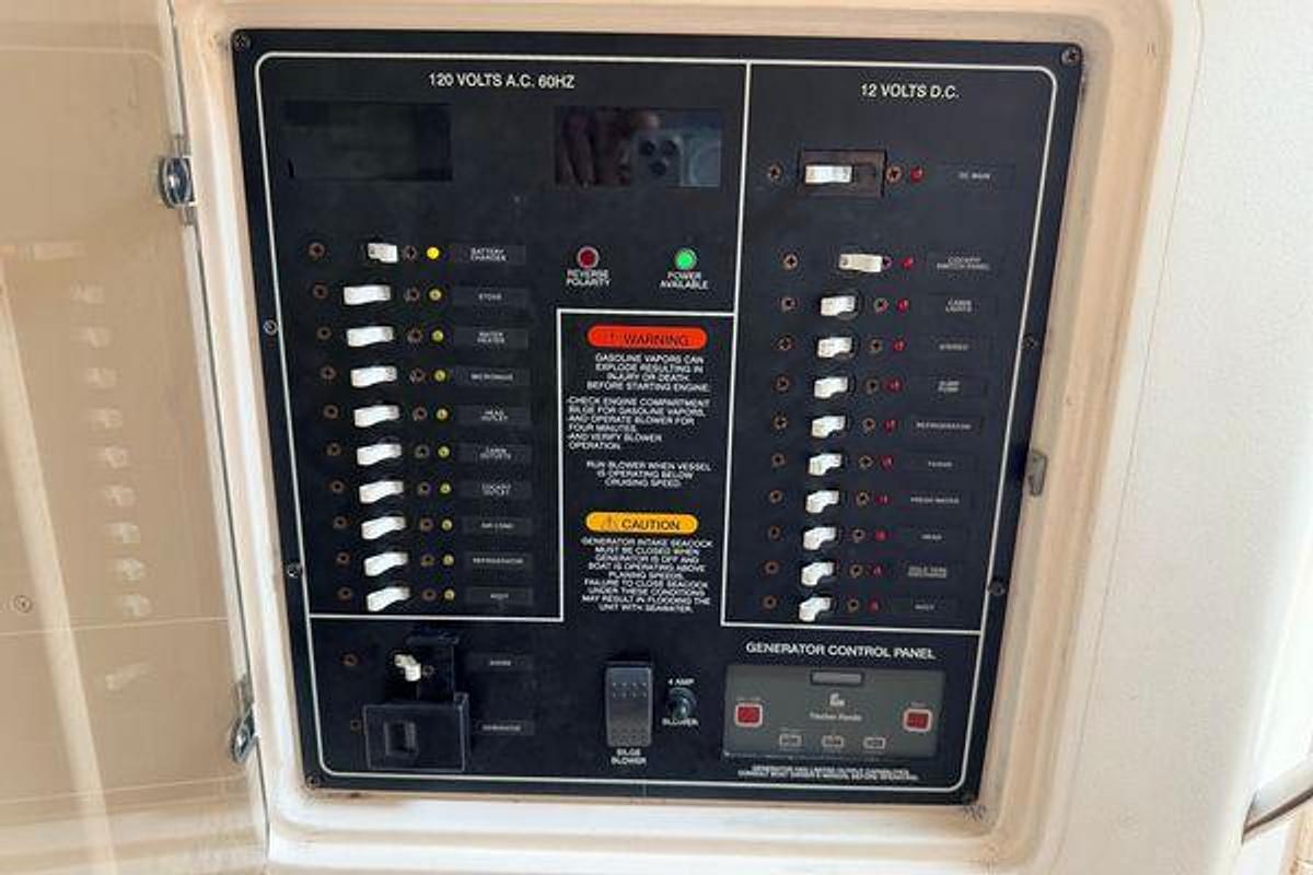 Used 2006 33' Grady-White Express 330 | 33ft