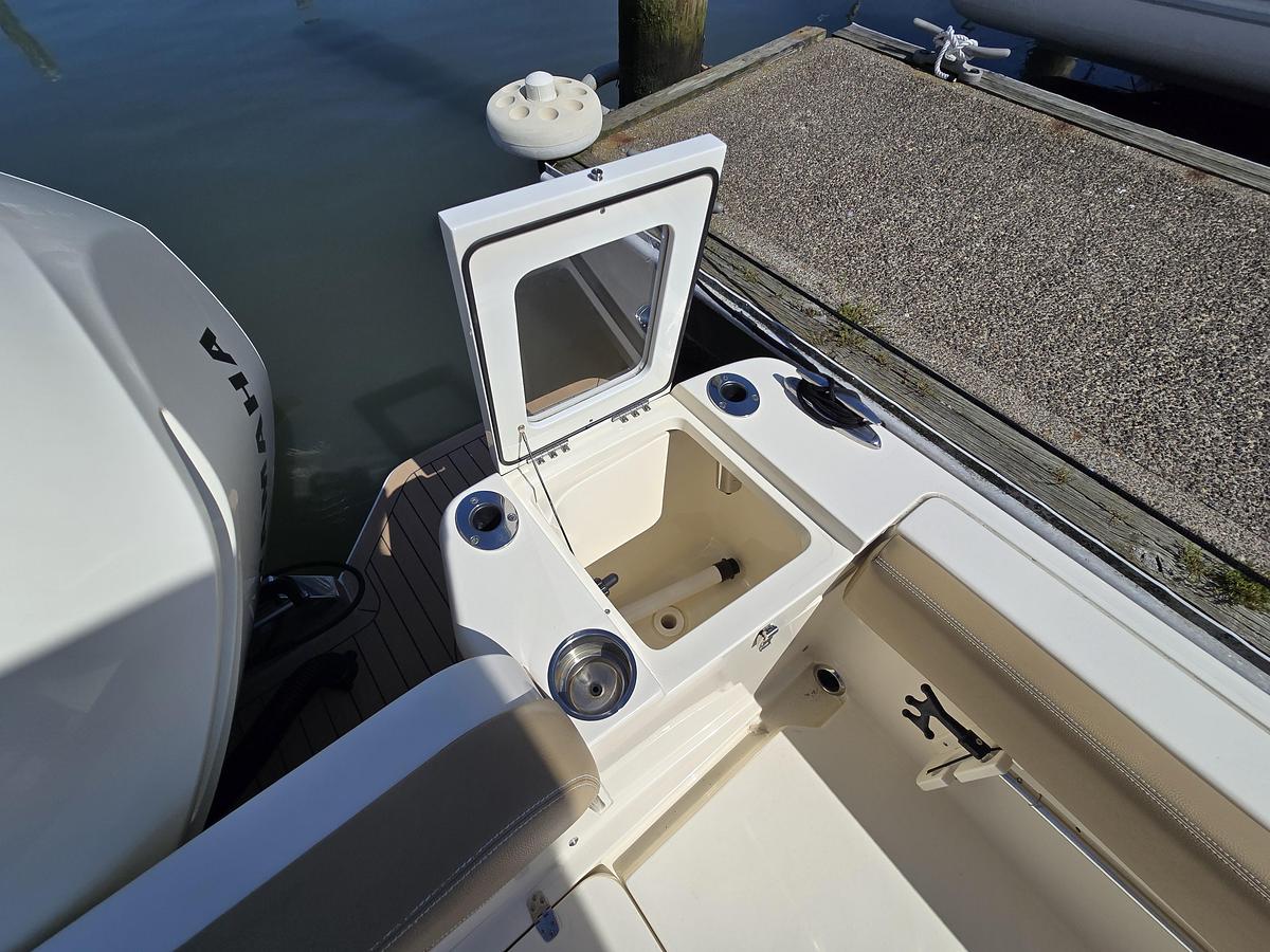 Used 2019 23' Scout 235 XSF | 23ft