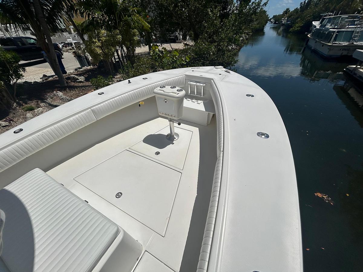 Used 2001 Regulator 32 Cc | 32ft