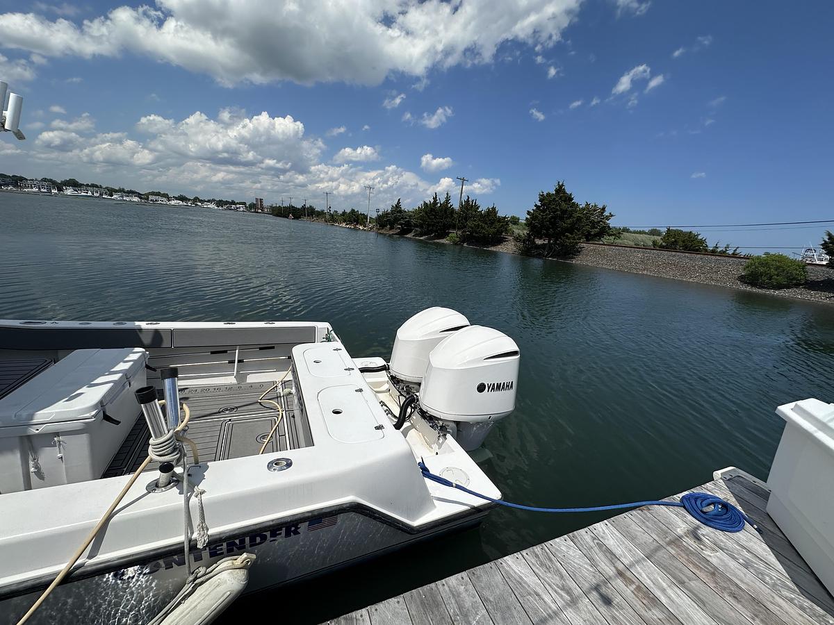 Used 2004 Contender 31 Fish Around | 31ft