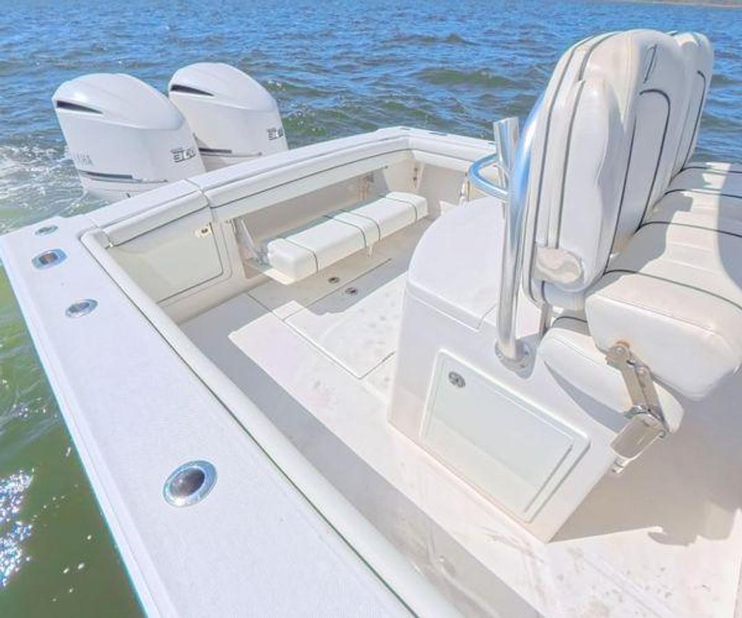 Used 2014 Jupiter 30 FS | 30ft