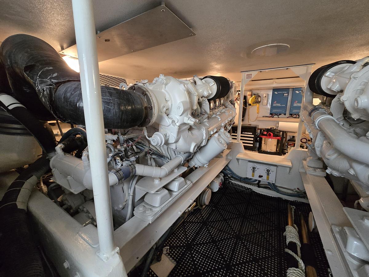 Used 1996 50' Viking 50 Convertible | 50ft