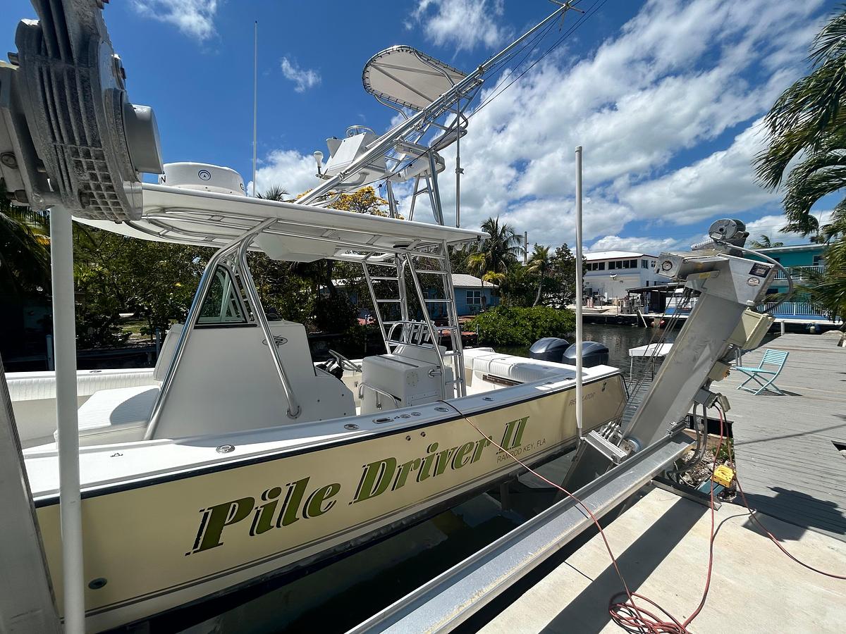 Used 2001 Regulator 32 Cc | 32ft