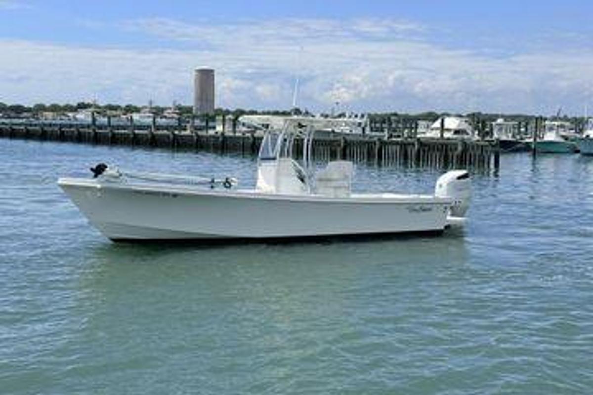 Used 2023 24' Pair Customs 24 Center Console | 24ft