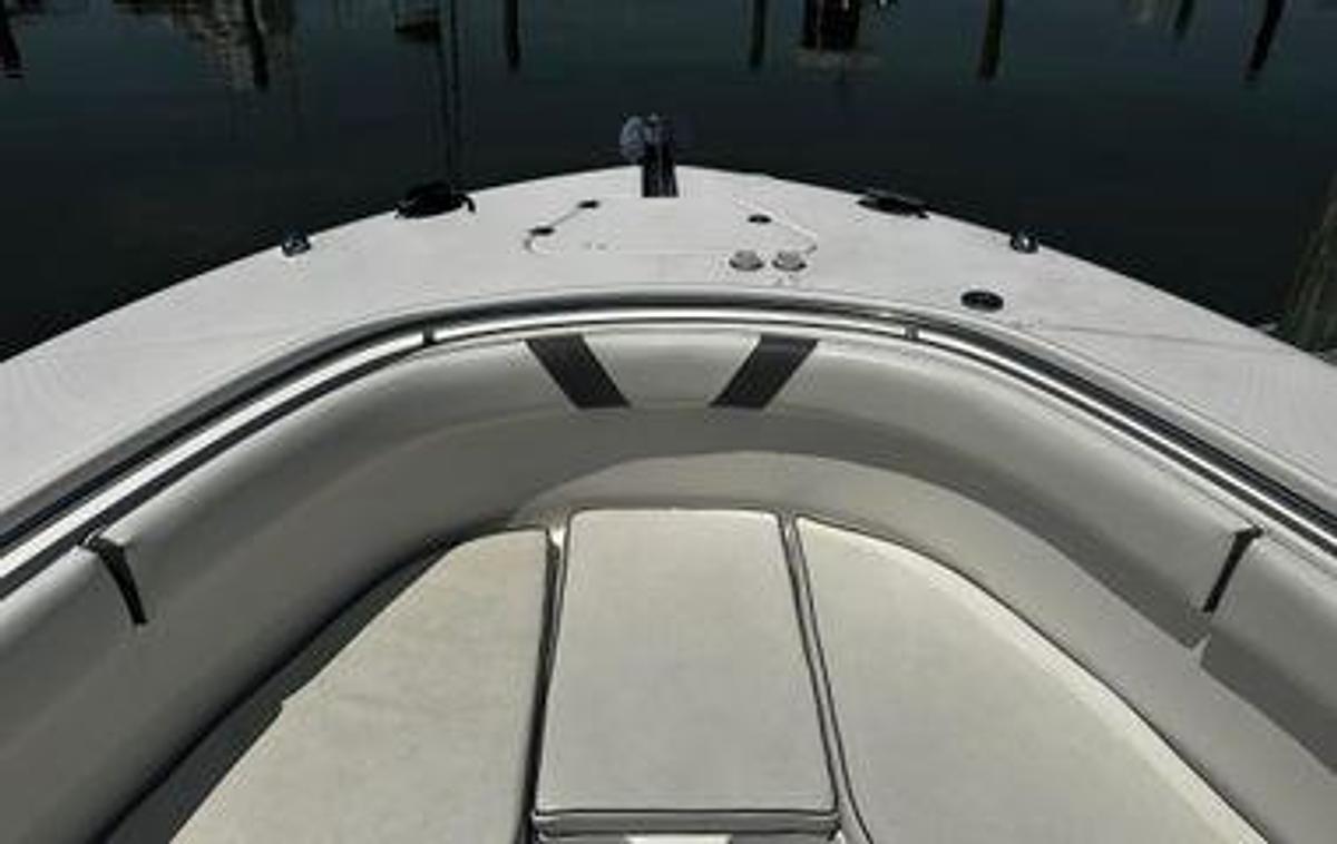 Used 2007 Robalo R300 Center Console | 29ft