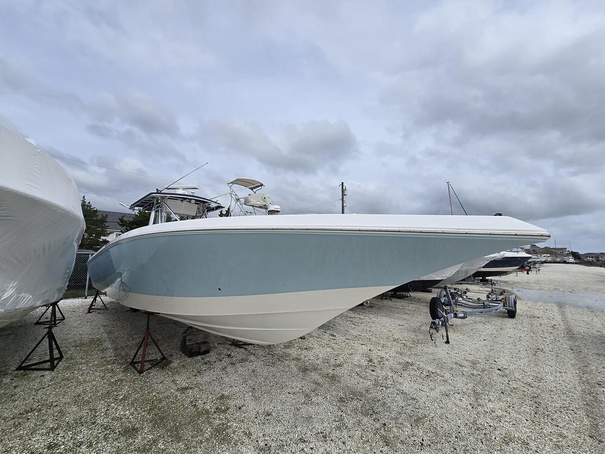 Used 2007 38' Fountain 38 Center Console | 38ft