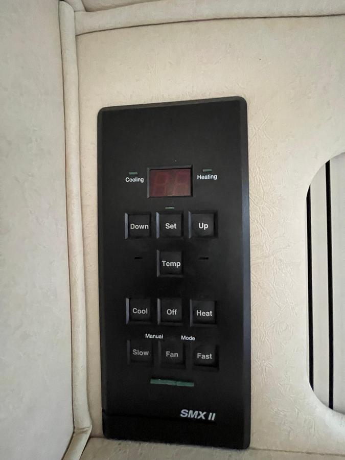 Used 2001 Sea Ray 310 Sundancer | 31ft