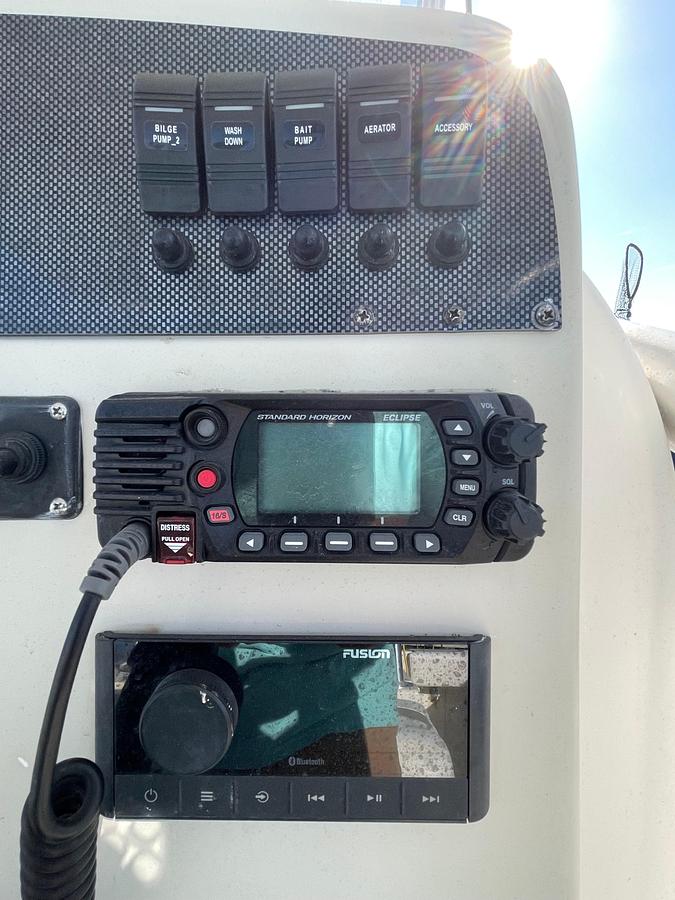 Used 2013 Pioneer 222 Sportfish | 22ft