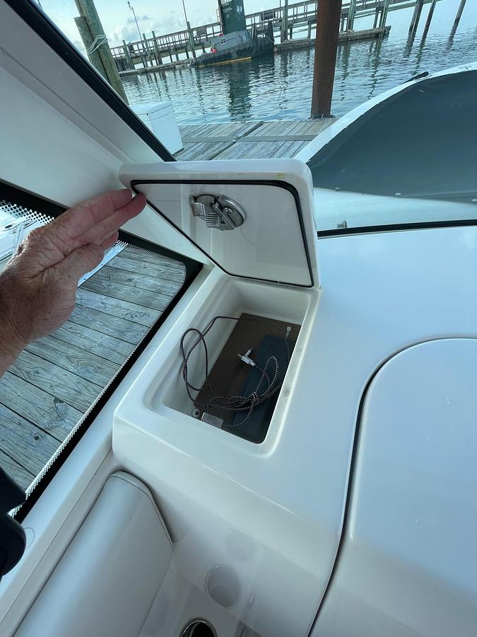 Used 2021 Sailfish 276 DC | 28ft