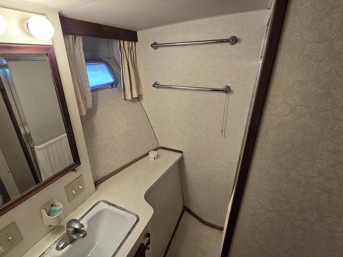 Used 1975 Hatteras 46 Convertible | 46ft