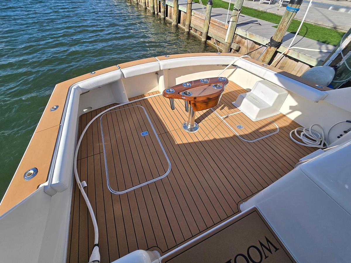 Used 2000 Post 47 Convertible Post Yachts | 47ft