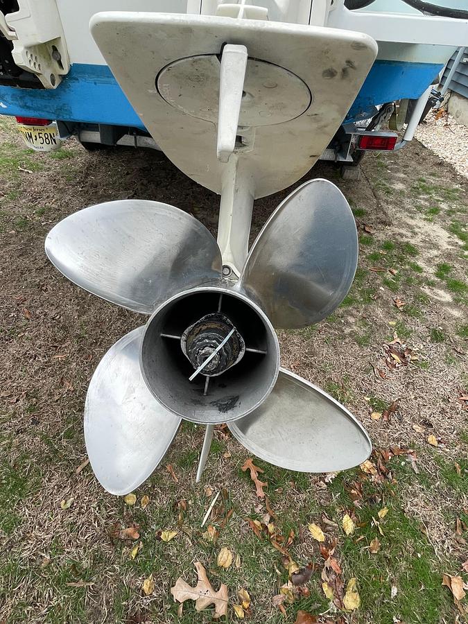 Used 2017 Clearwater 2508 Center Console | 26ft