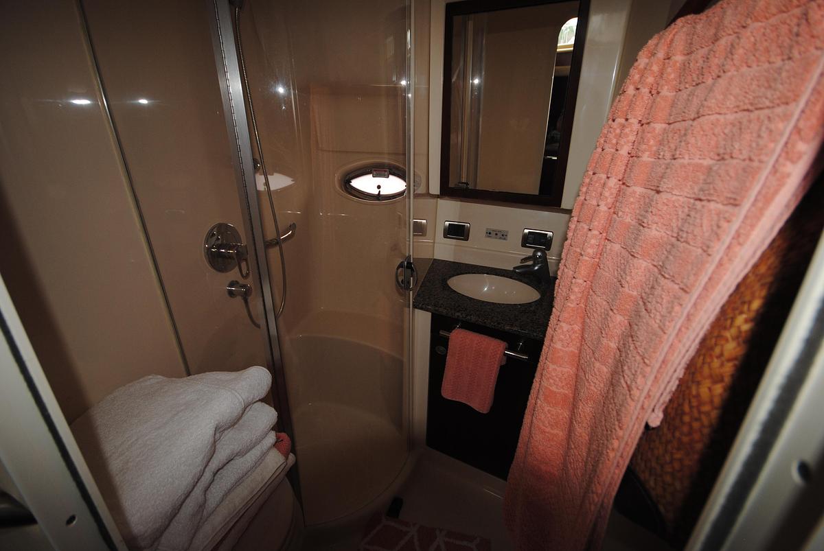 Used 2005 Sea Ray 390 Motor Yacht | 39ft