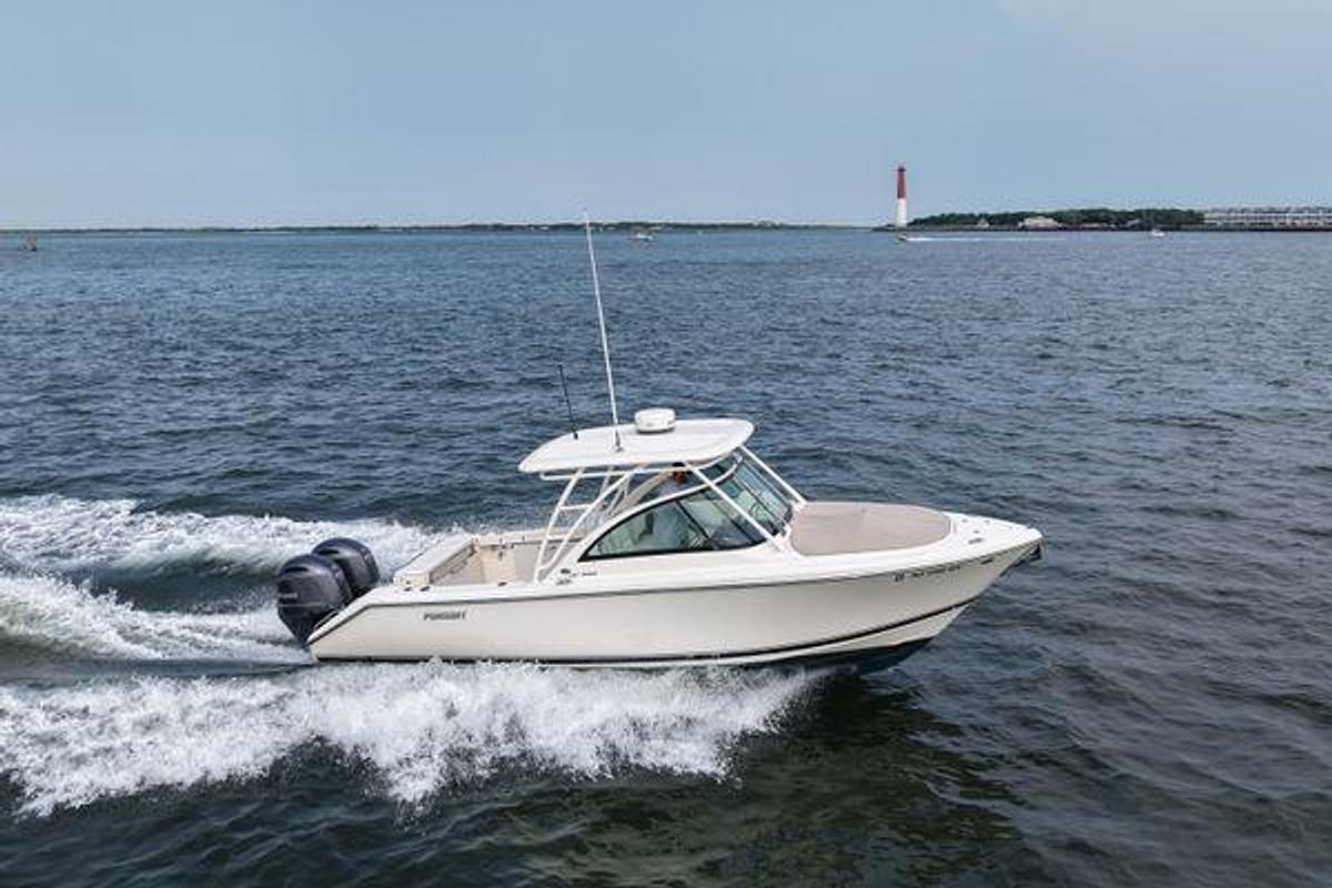 Used 2014 25' Pursuit DC 265 Dual Console | 25ft