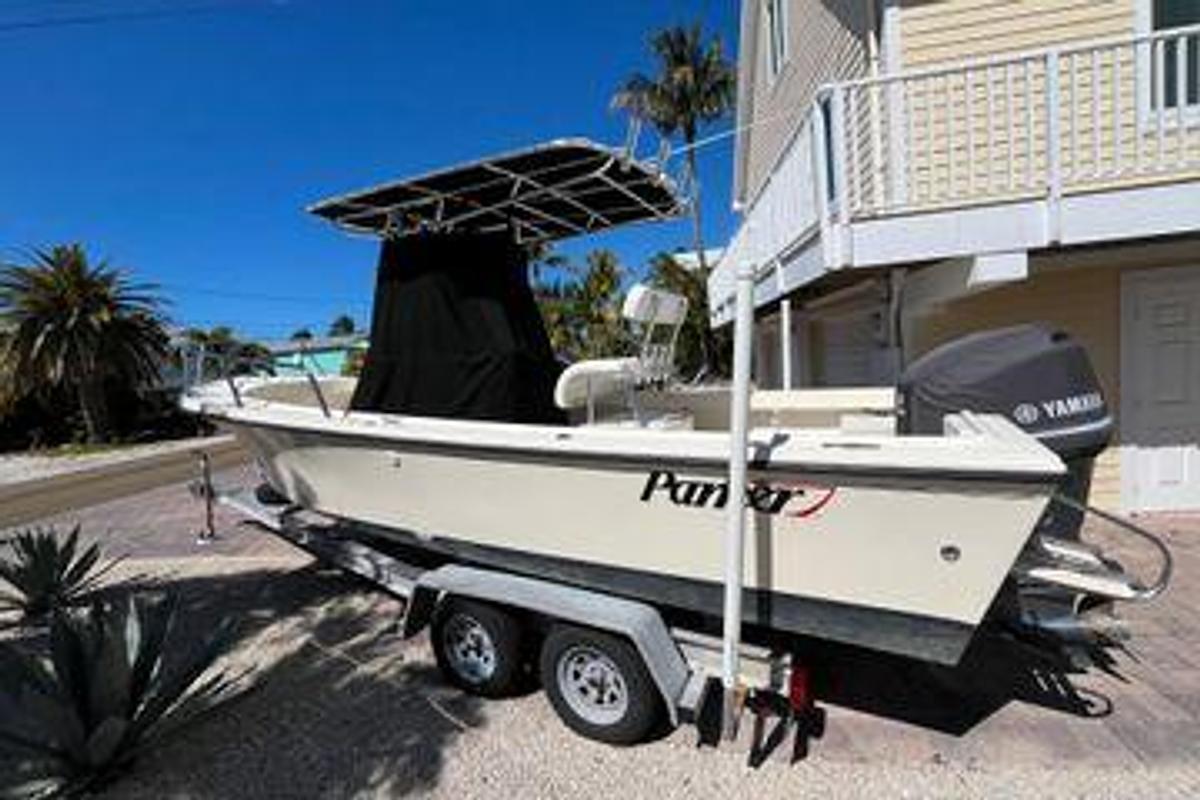 Used 2009 Parker 2300 Special Edition | 23ft