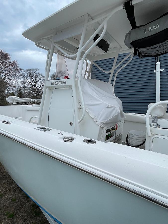 Used 2017 Clearwater 2508 Center Console | 26ft