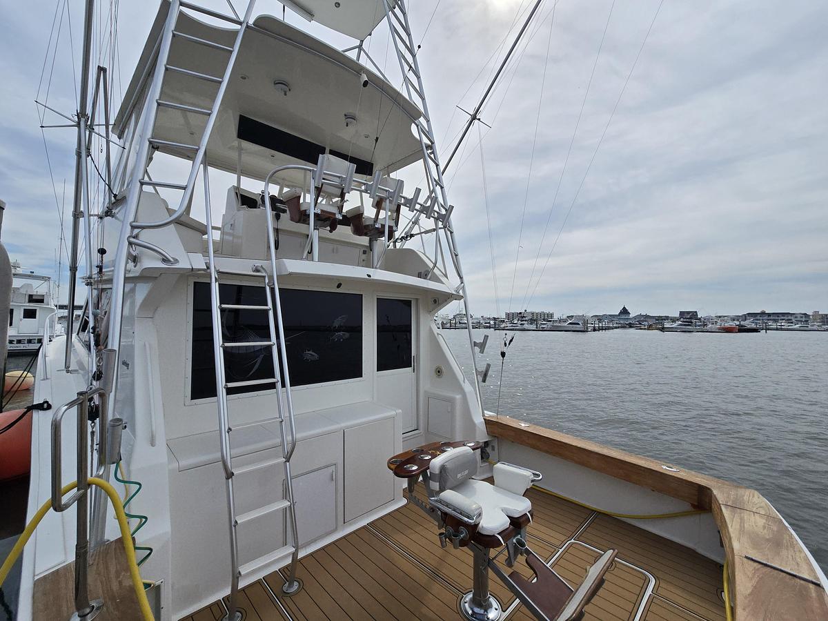 Used 1996 50' Viking 50 Convertible | 50ft