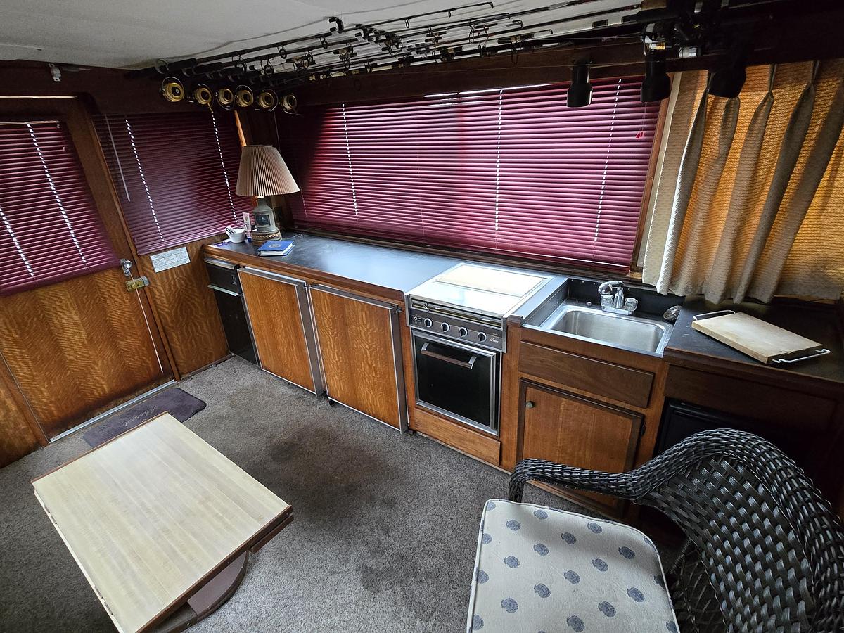 Used 1975 Hatteras 46 Convertible | 46ft