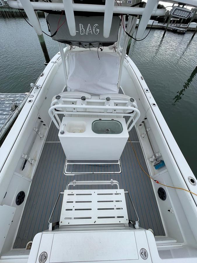 Used 2017 Clearwater 2508 Center Console | 26ft