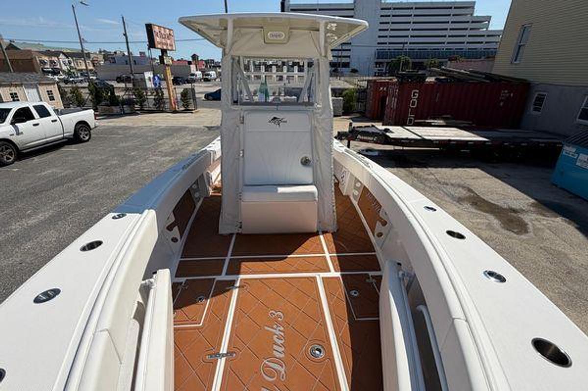 Used 2023 29' Ocean Runner 2 | 29ft
