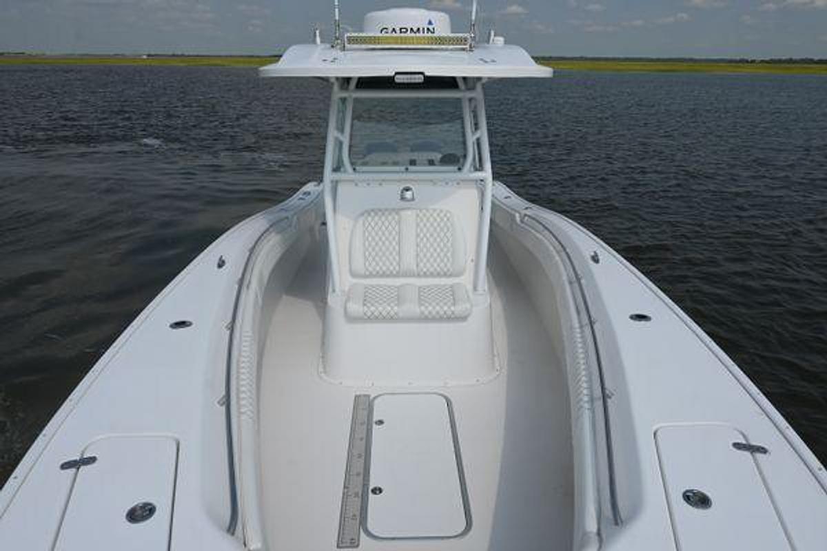 Used 2015 31' Cape Horn 31T | 31ft