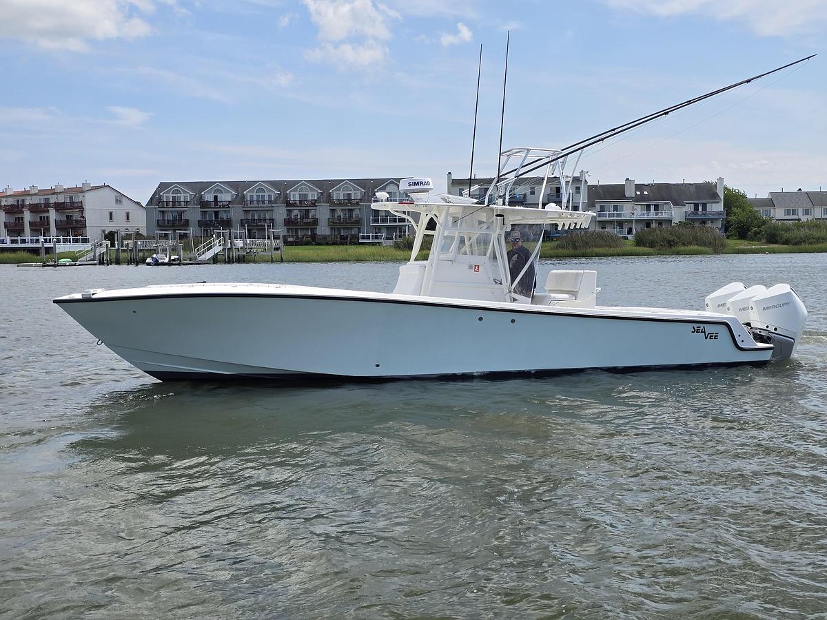 Used 2008 34' SeaVee 340B | 34ft