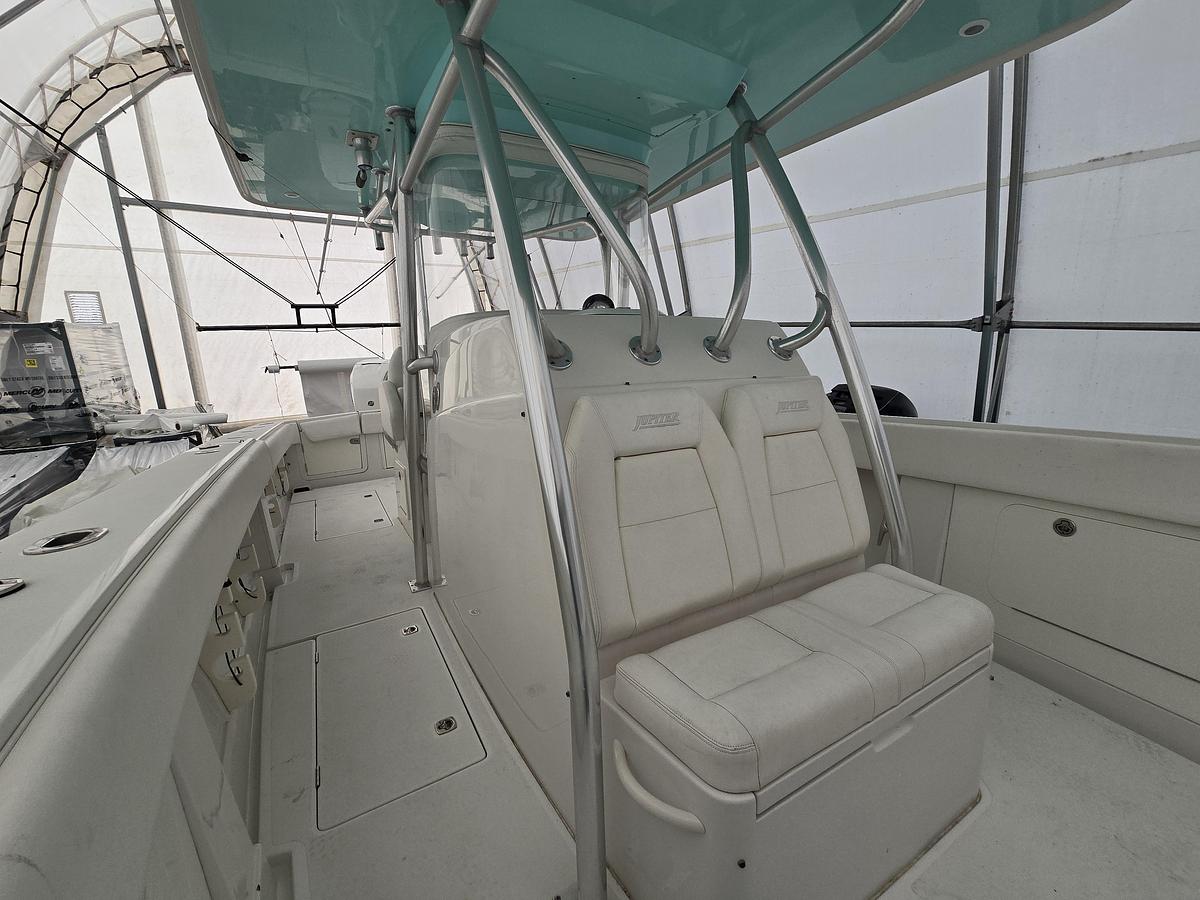 Used 2010 Jupiter 34 FS | 34ft