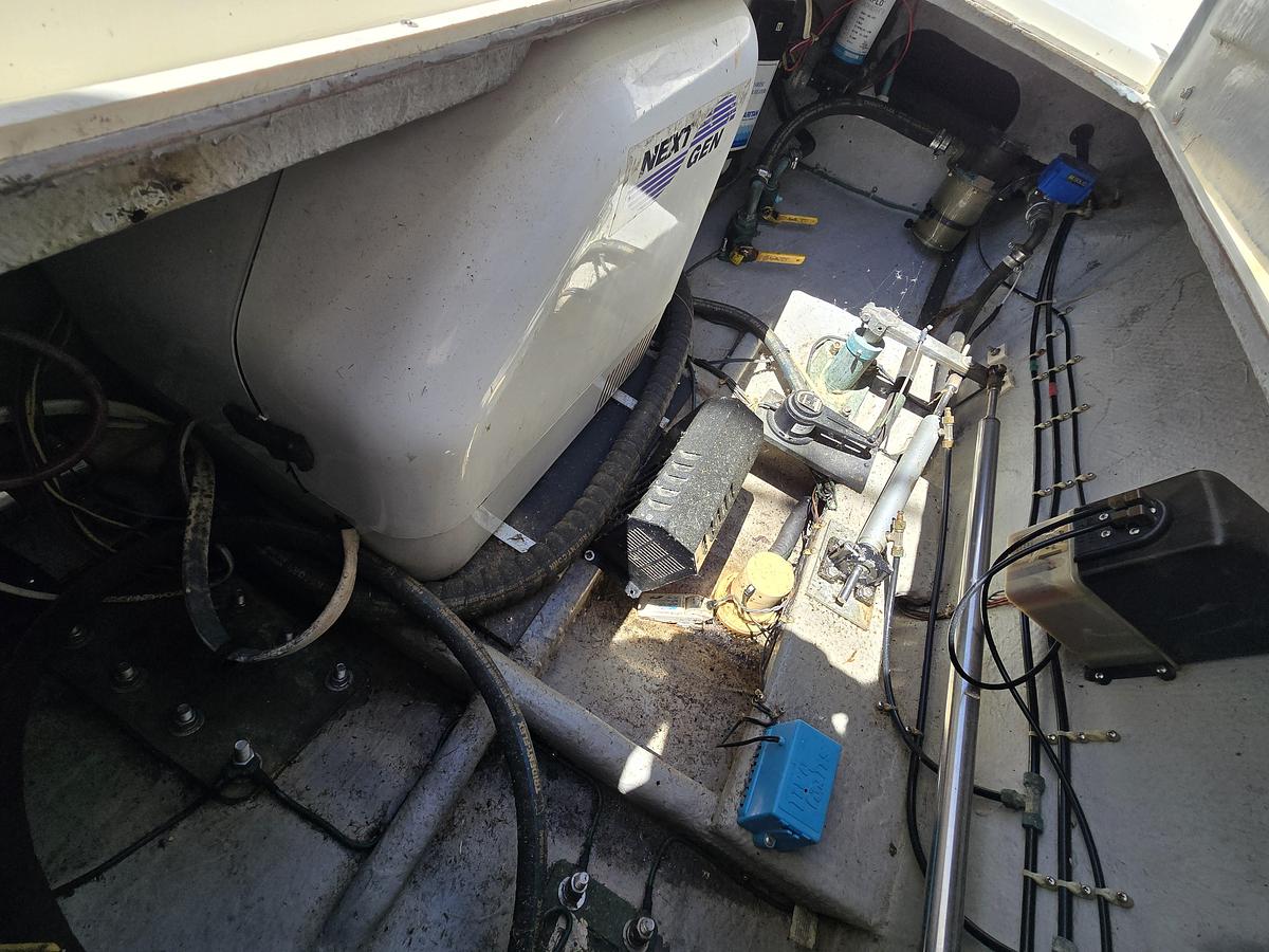 Used 2003 Albemarle 305 Express Fisherman | 30'
