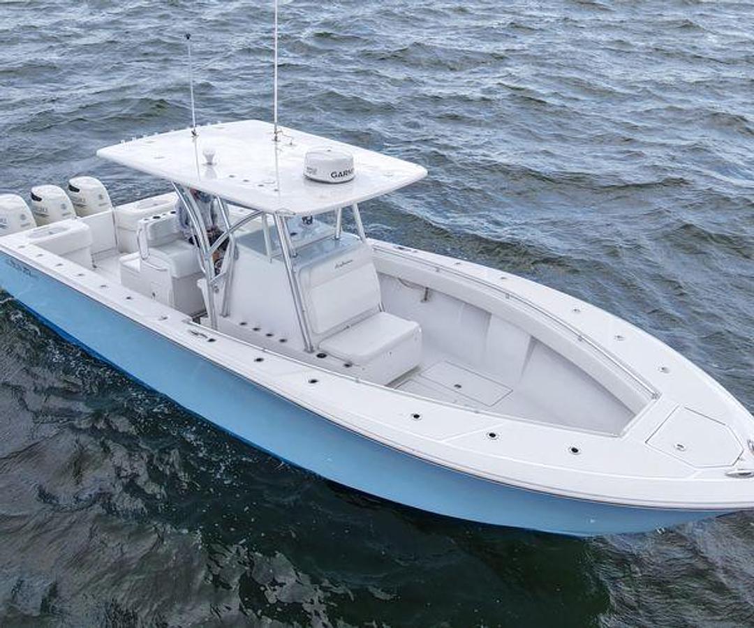Used 2019 SeaHunter 33 Tournament | 33ft