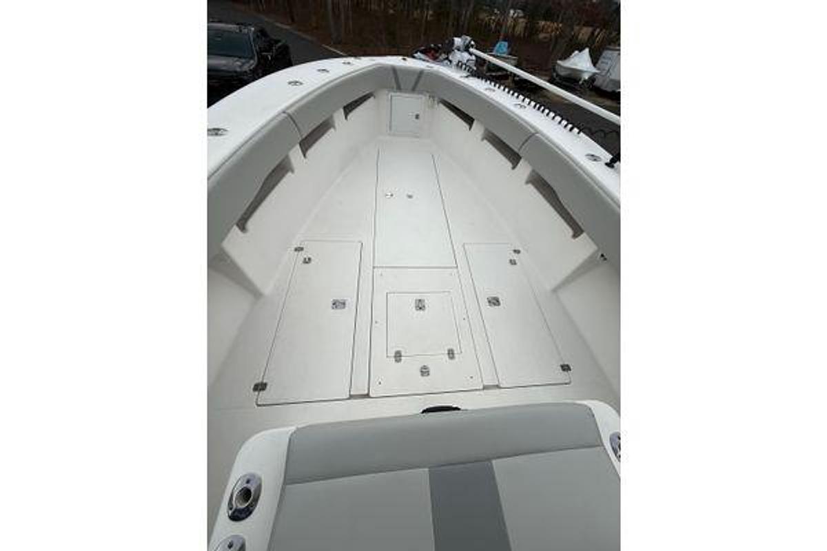 Used 2006 SeaVee 340B Center Console | 34ft