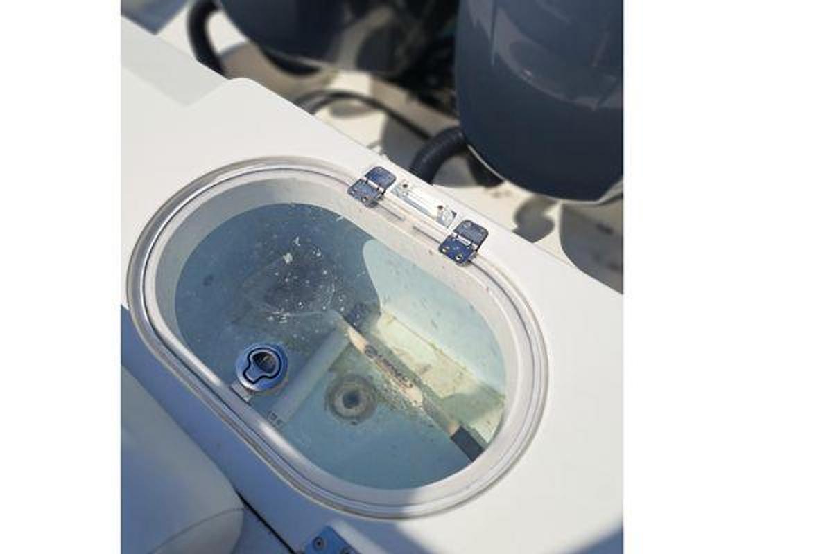 Used 2014 25' Cobia 256 Center Console | 25ft