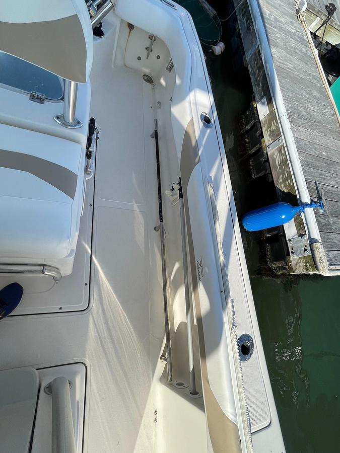 Used 2013 Pioneer 222 Sportfish | 22ft