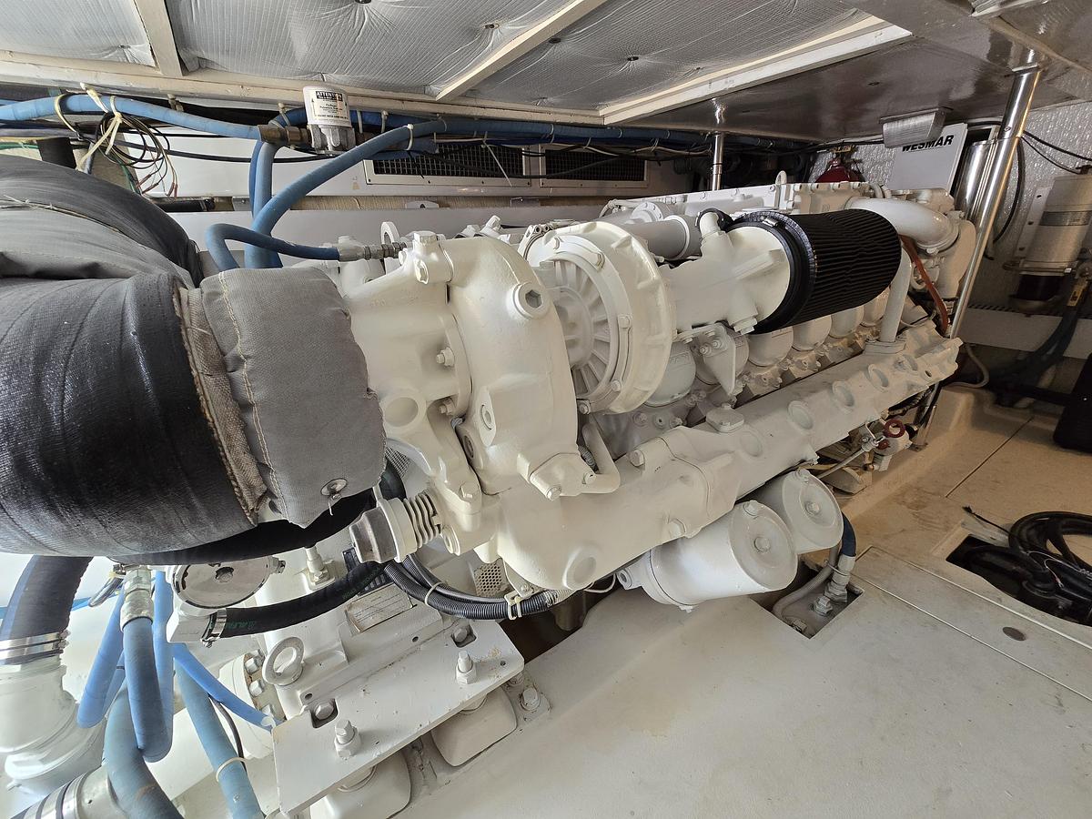 Used 1986 Ocean Yachts Super Sport | 55ft