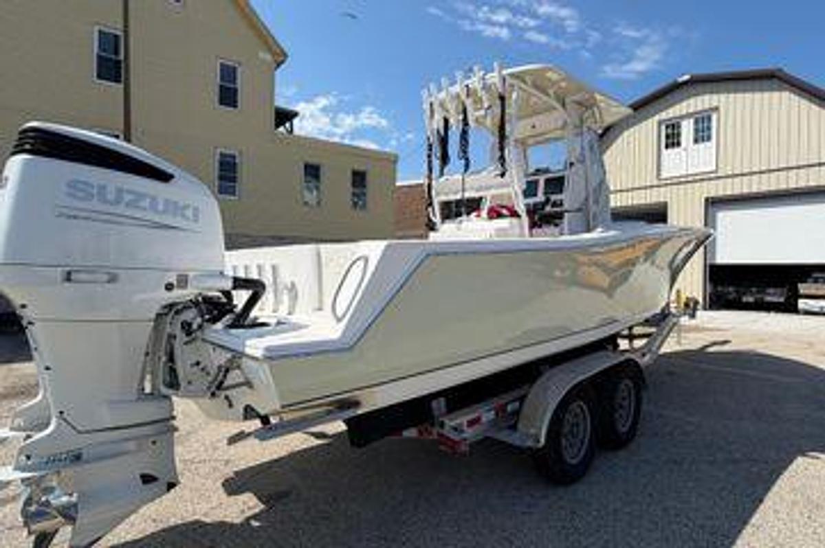 Used 2023 29' Ocean Runner 2 | 29ft