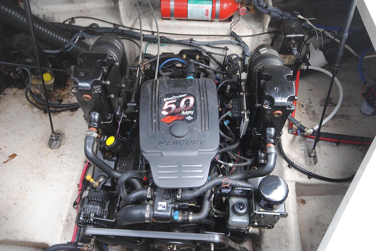 Used 2007 Sea Ray 240 Sundancer | 24ft