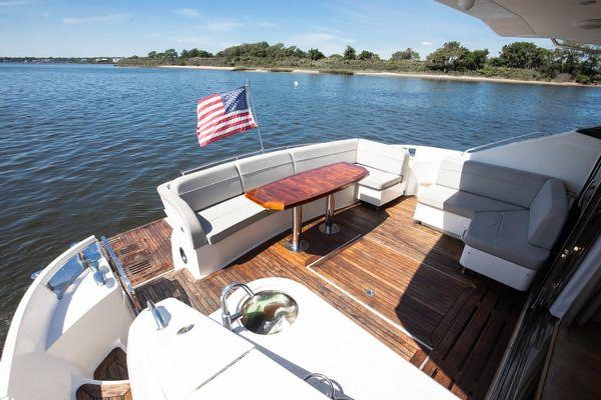 Used 2018 65' Sea Ray L650 | 65ft