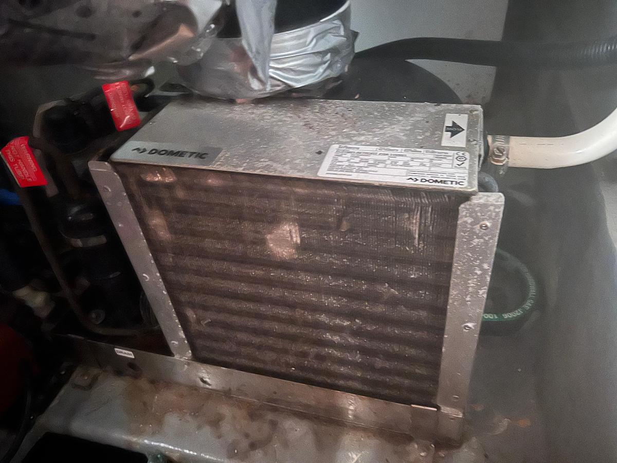 Used 2001 Luhrs 34 Convertible | 34ft