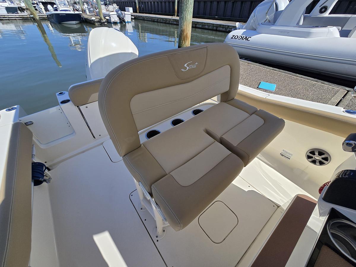 Used 2019 23' Scout 235 XSF | 23ft
