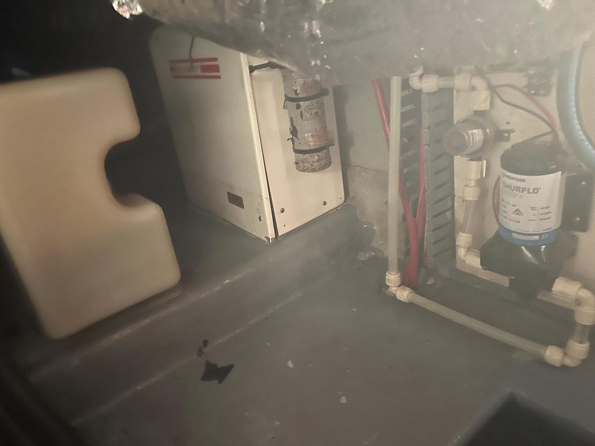 Used 2001 Luhrs 34 Convertible | 34ft