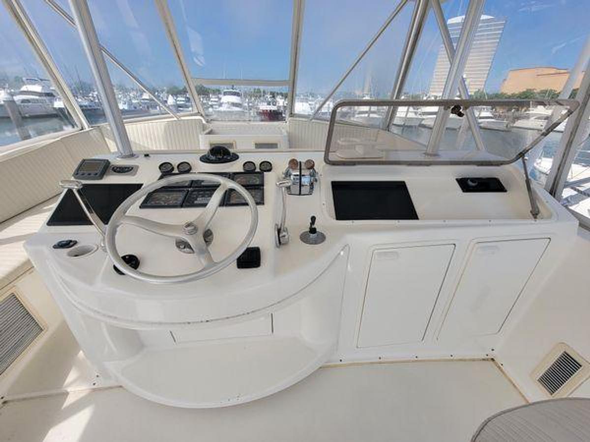 Used 2001 Ocean Yachts Super Sport - 56ft
