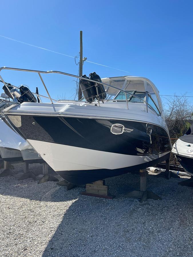 Used 2018 Chaparral 310 Signature | 31ft
