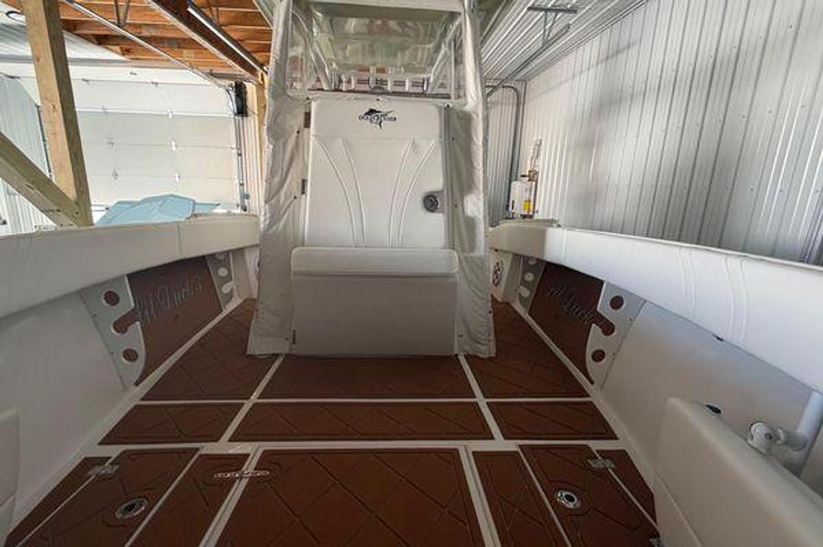 Used 2023 29' Ocean Runner 2 | 29ft