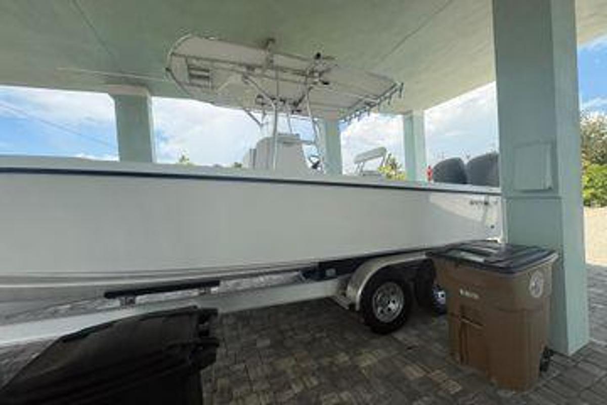 Used 2025 28' Whitewater 28 Center Console | 28ft
