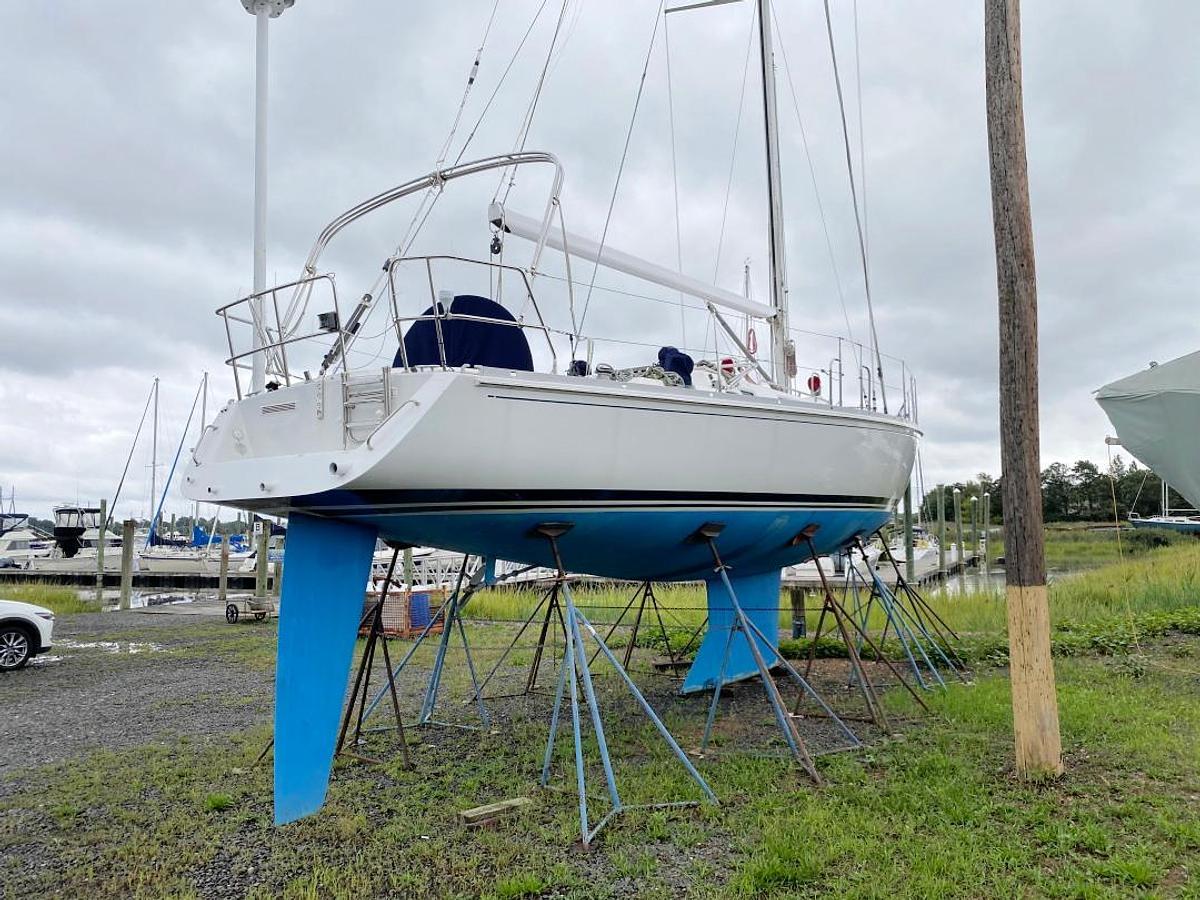 Used 2000 J Boats J/46 | 46ft